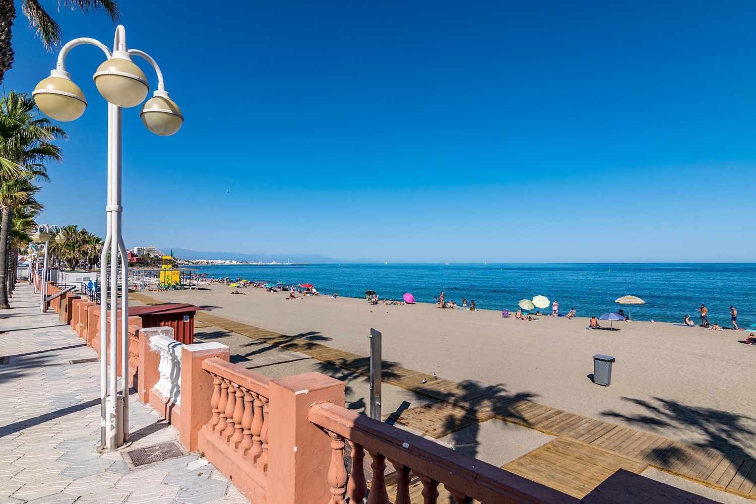 Loft In Front Of The Sea Benalmadena Apartment Екстериор снимка